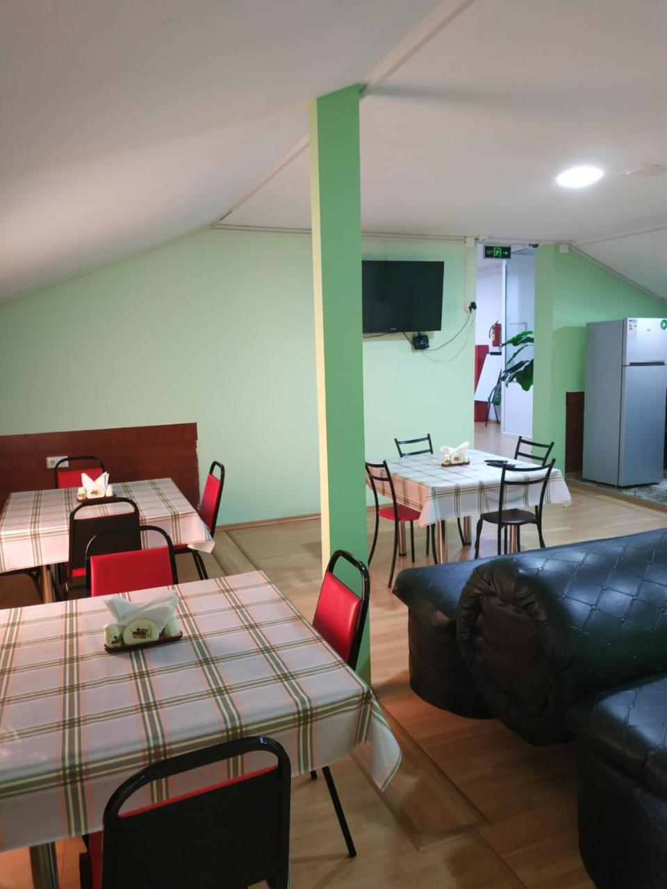 Hostel Portal Тбилиси Экстерьер фото