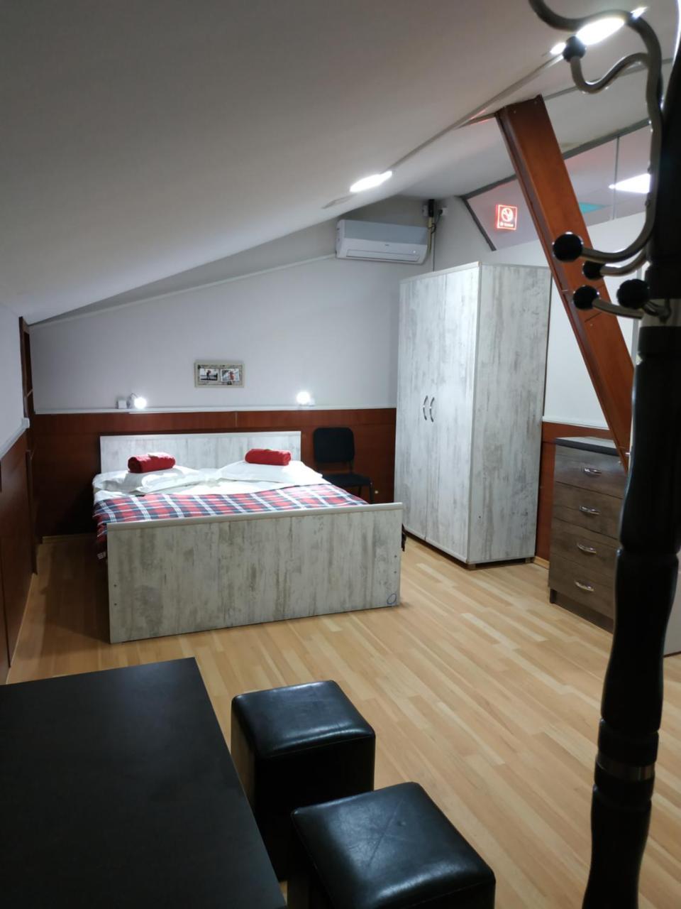 Hostel Portal Тбилиси Экстерьер фото