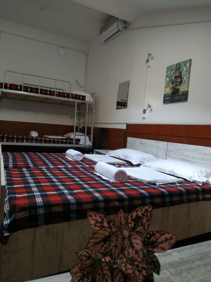 Hostel Portal Тбилиси Экстерьер фото